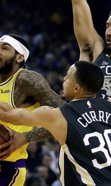 Thompson returns from illness to lead Warriors past Lakers